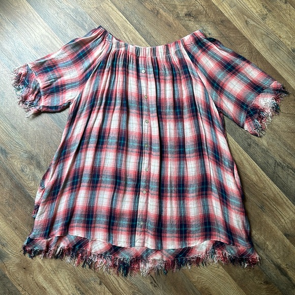 Easel Flannel/Fringe Top- Large- Rose/Navy Flannel - Picture 1 of 5